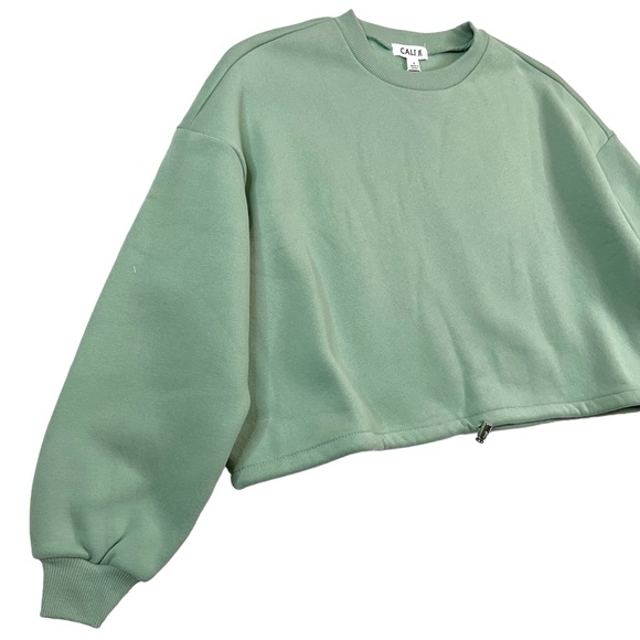 CALI BE NWT Women’s Small Green Crop Sweatshirt - Picture 2 of 7